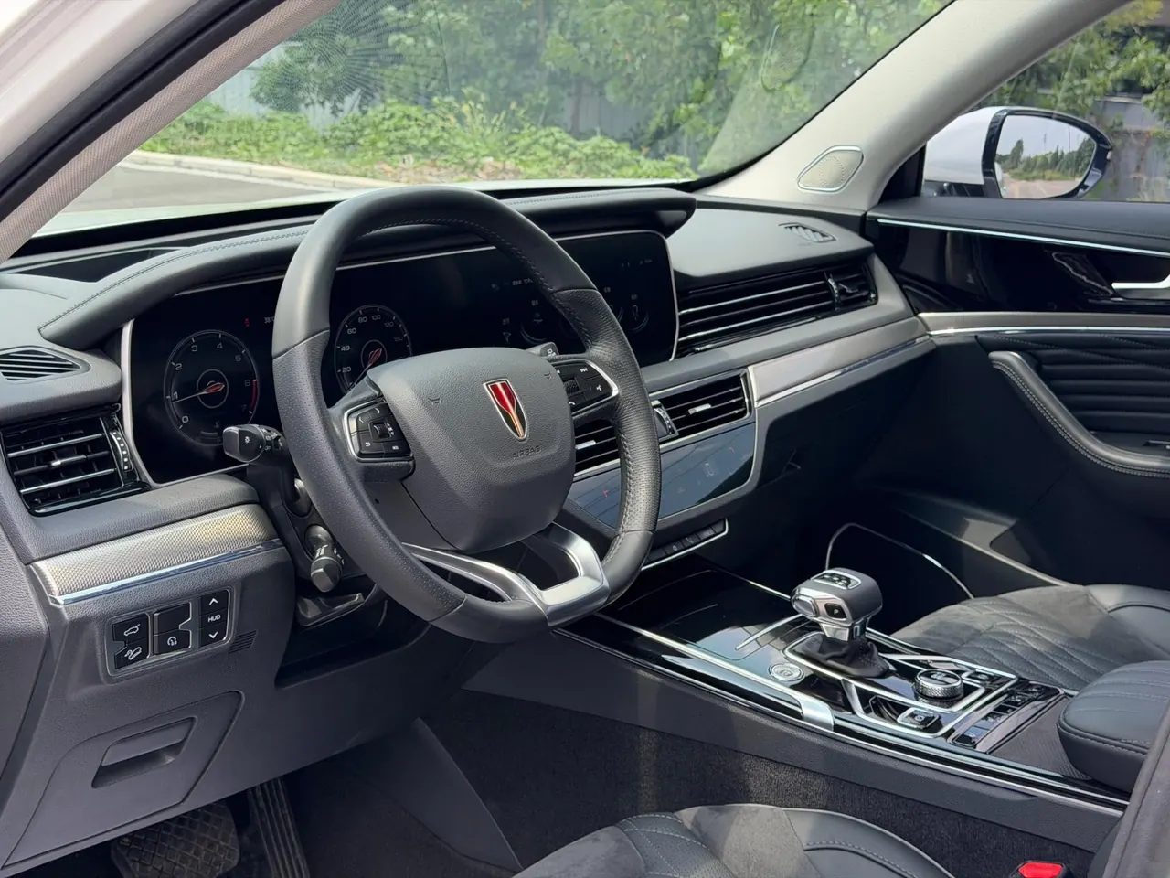 HongQi 2022 HS5 2.0T Zhilian Flag Edition (Revised) Automatic Gear 4