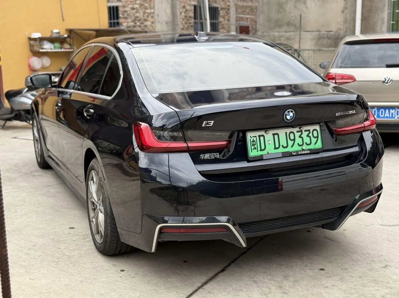 BMW 2025 i3 eDrive 35 L automatic gear 4