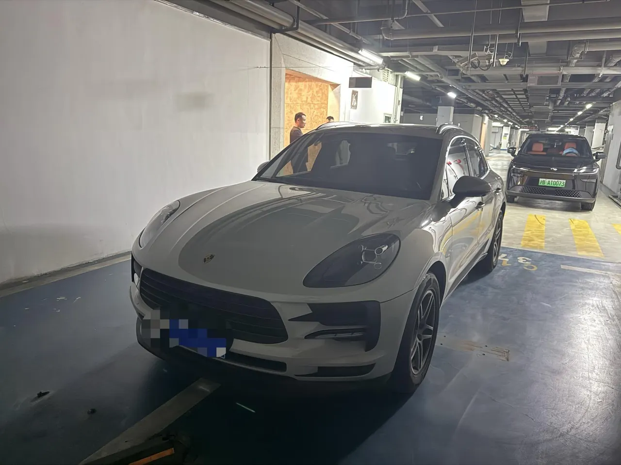 Открыть галерею: Porsche Macan (Imported) 2020 Macan 2.0T Automatic Gear