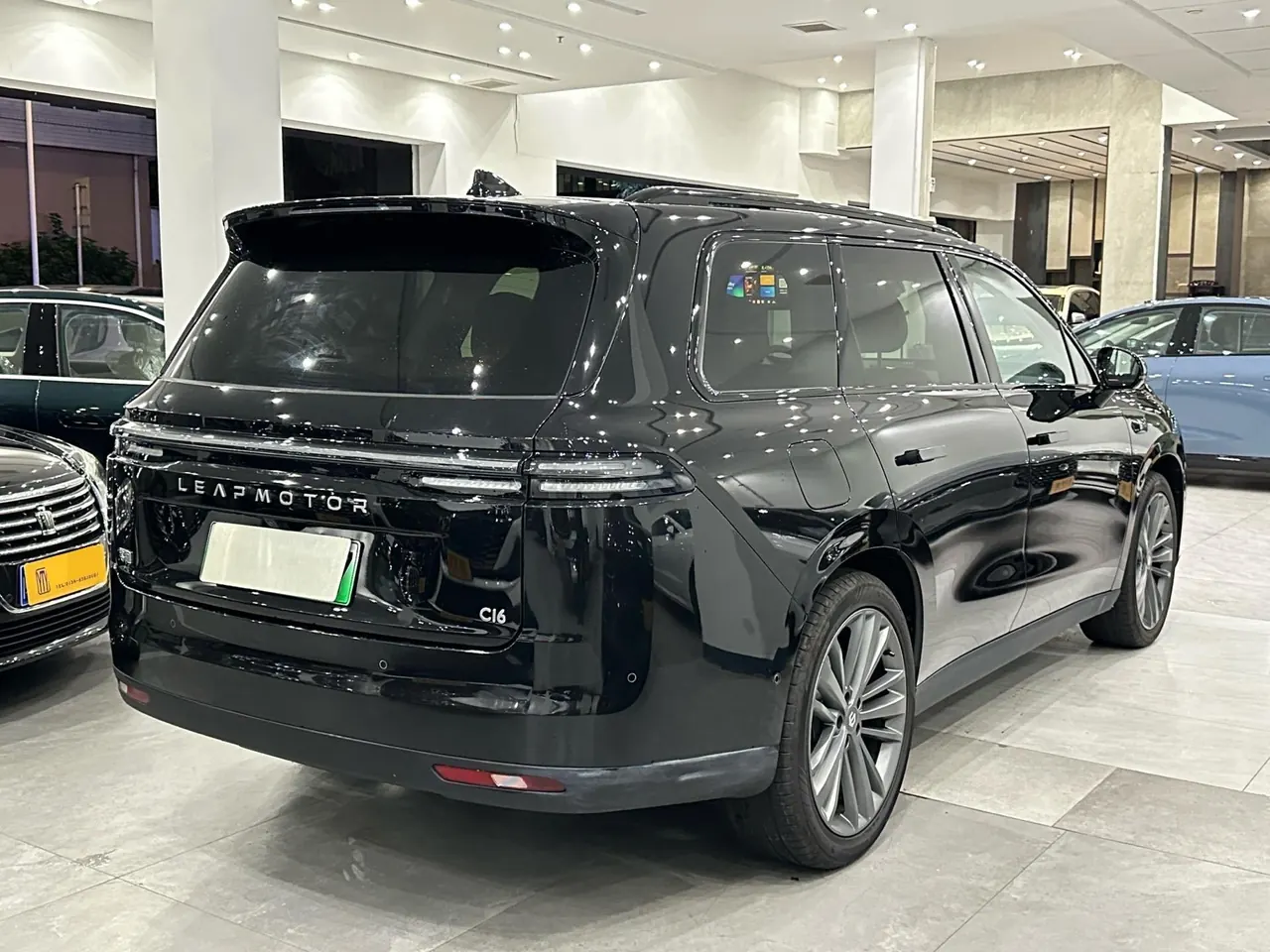 Leapmotor 2026 C 16 280 Laser Radar Zhizun Edition 6-seat Automatic Gear 3