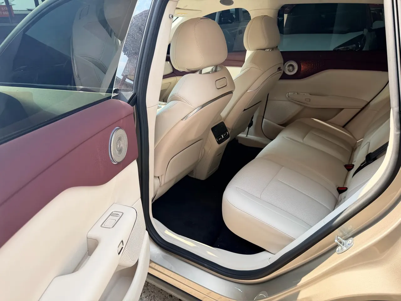 Voyah 2025 bosom friends rear drive dry Kun version of automatic gear 7