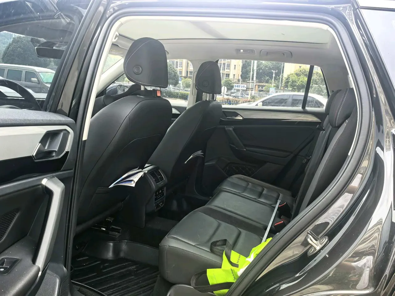 Volkswagen 2021 Tanyue 2.0TSI 330TSI Two-Drive Deluxe Smart Plus Automatic Gear 4