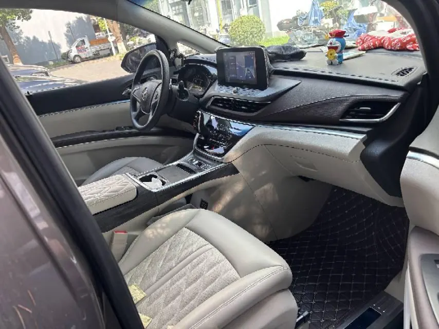 Buick 2022 GL8 Land Business Class 48V 2.0T 652T Comfortable Automatic Gear 9