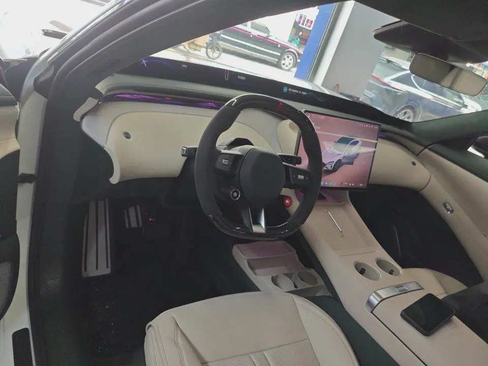MI 2025 YU7 Long Endurance High Performance Four-wheel Drive Max Edition Automatic Gear 7