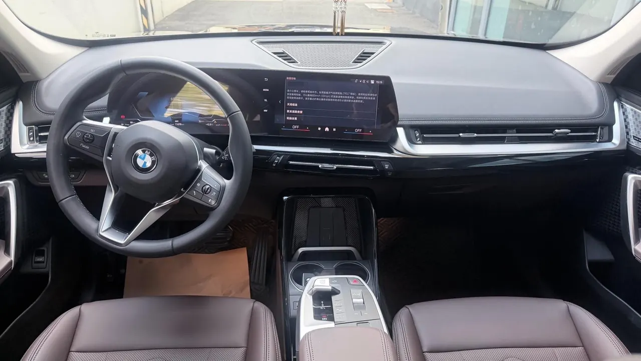 BMW 2024 X1 sDrive25Li 2.0T M sports suit automatic gear 3