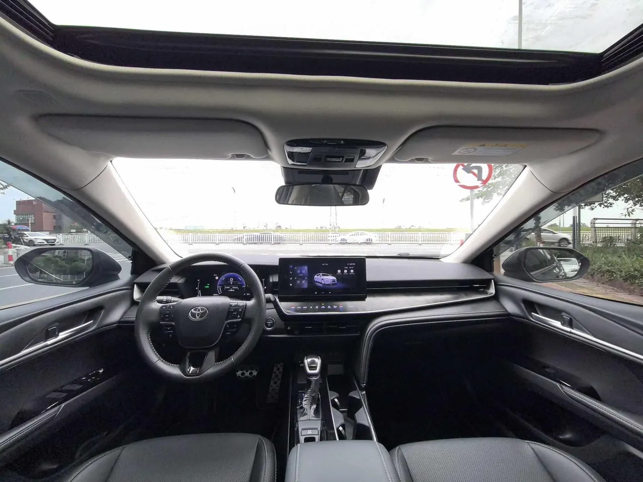 Toyota 2025 Camry Dual Engine 2.0HXS Stepless Brilliant Edition Automatic Gear 6