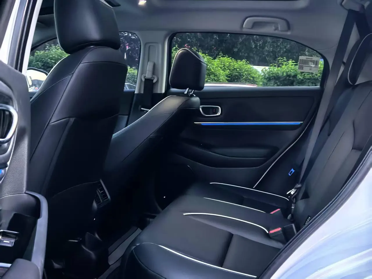 Honda 2022 e:NS1 E Dynamic Edition Automatic Gear 5