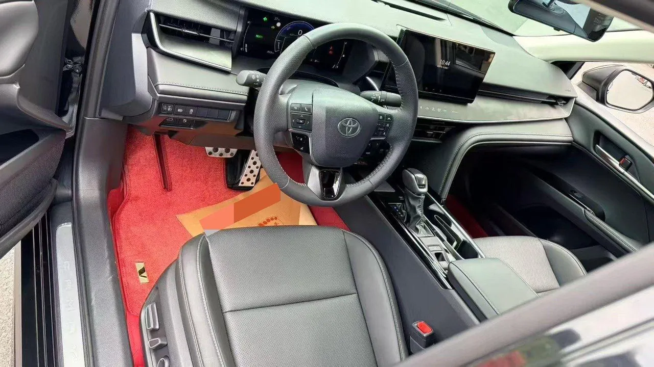 Toyota 2026 Camry Dual Engine 2.0HS Stepless Sports Edition Automatic Gear 4