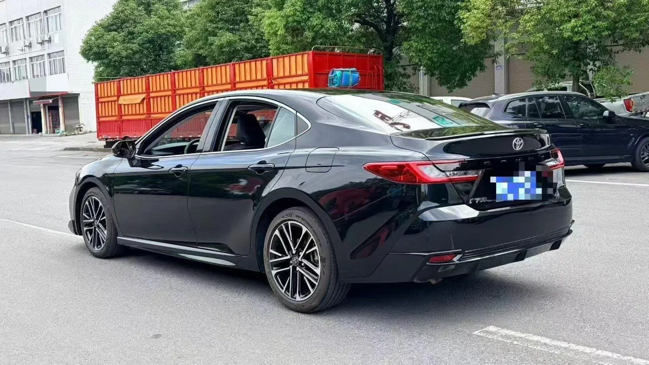 Toyota 2026 Camry Dual Engine 2.0HS Stepless Sports Edition Automatic Gear 6