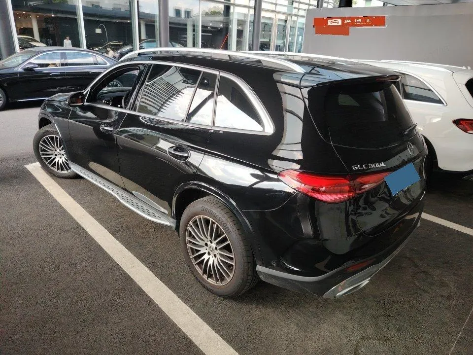 Mercedes Benz 2025 GLC 300 L 4MATIC 48V 2.0T dynamic 5-seat automatic gear 6
