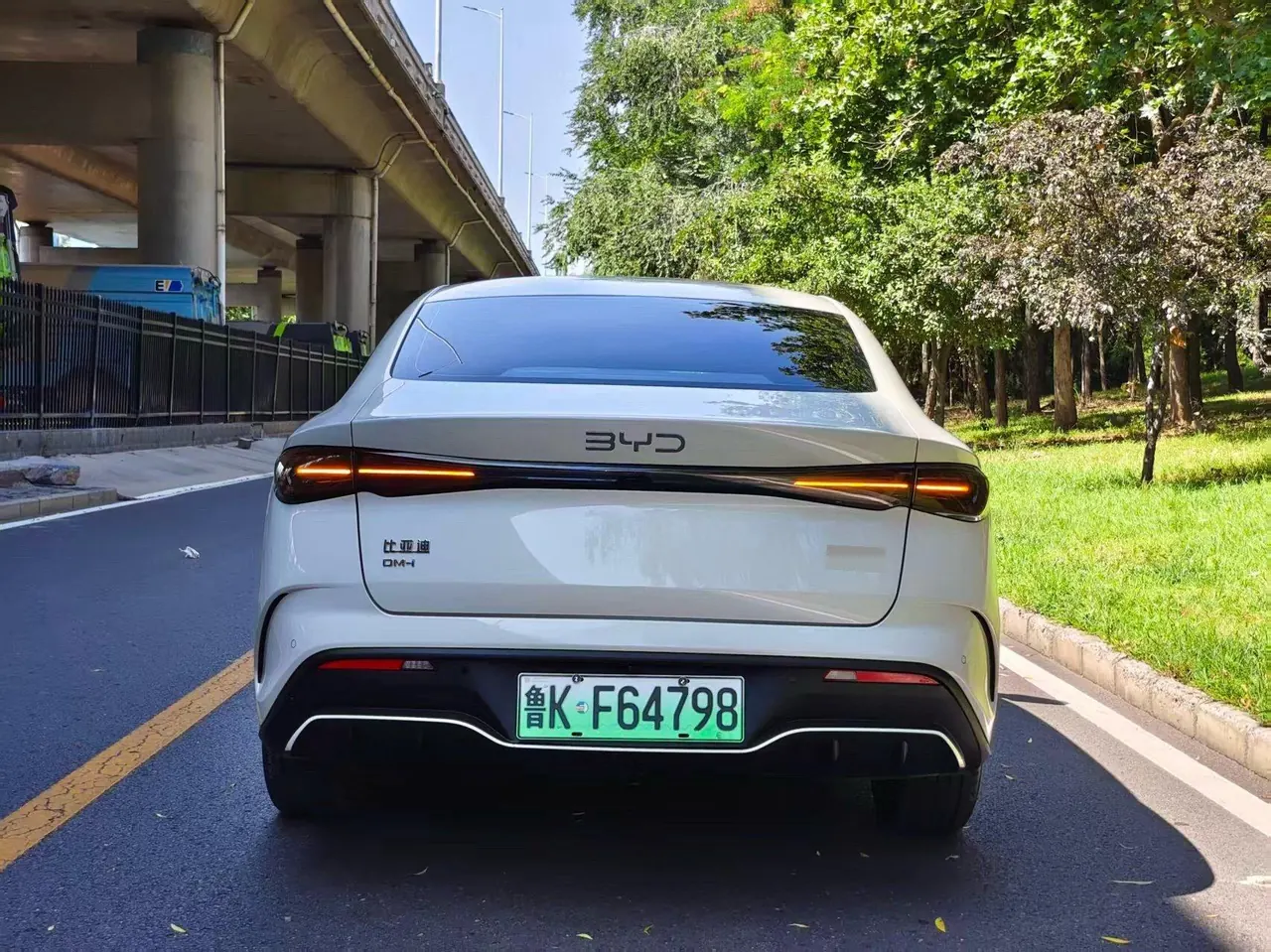 BYD 2026 Seal 06 DM-i 1.5 Stepless Super Edition 128KM Deluxe Edition Automatic Gear 6