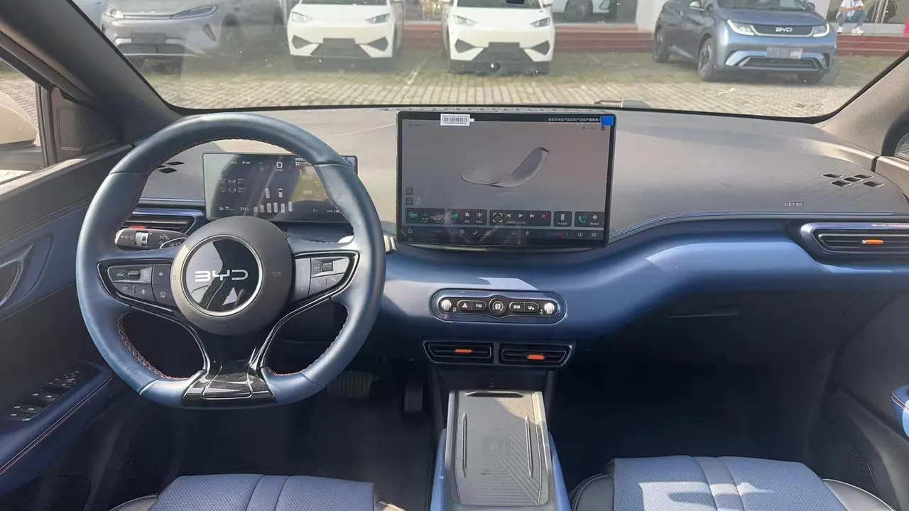 BYD 2025 Seagull Smart Driving Edition 305km Free Edition Automatic Gear 5