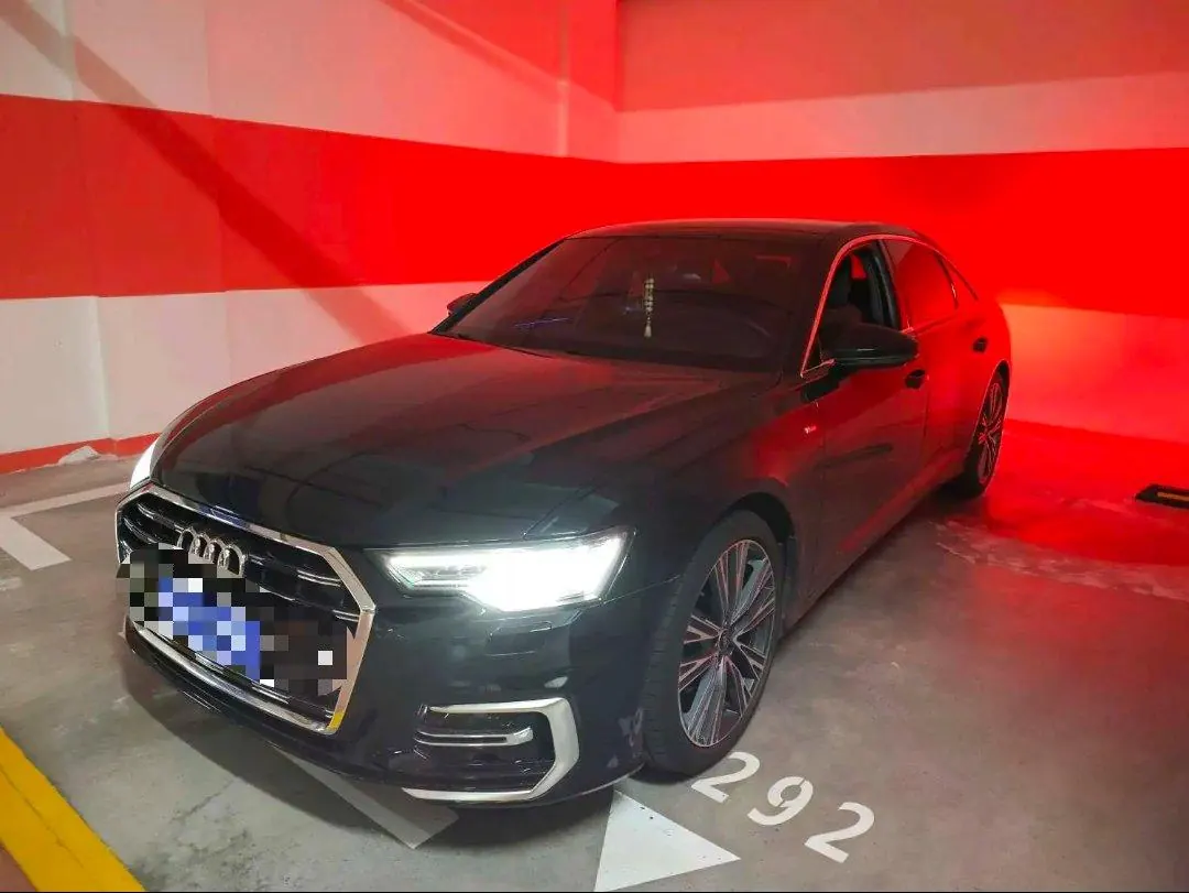 Open image lightbox: Audi 2025 A6L 2.0TFSI 45TFSI Selected Dynamic Automatic