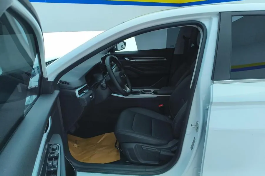 Geely 2025 Emgrand-Sanxiang 1.5 Stepless Noble Automatic Transmission 3