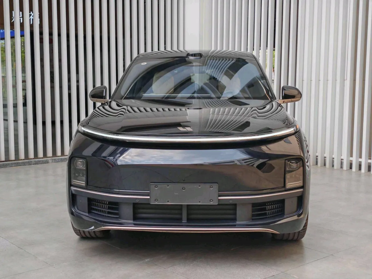 Li 2025 L9 Ultra Smart Refresh Edition Automatic Transmission 2