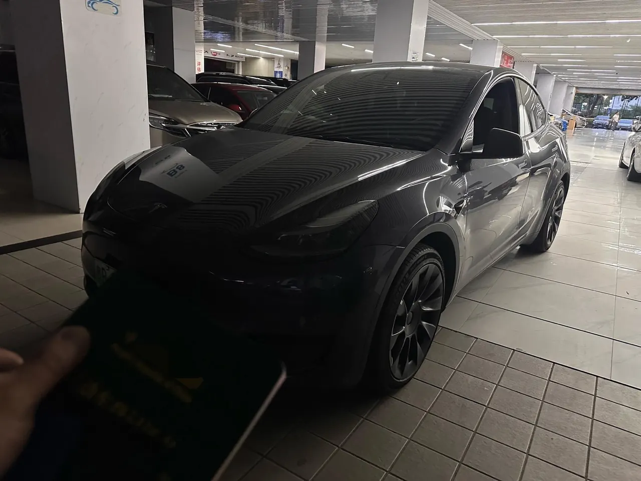 Open image lightbox: Tesla 2022 Model Y rear-wheel drive version automatic transmission