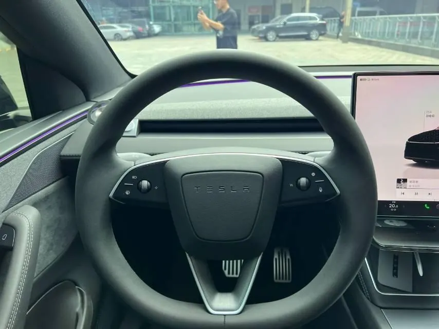 Tesla 2025 Model Y L Long Endurance All-Wheel Drive Automatic Transmission 15