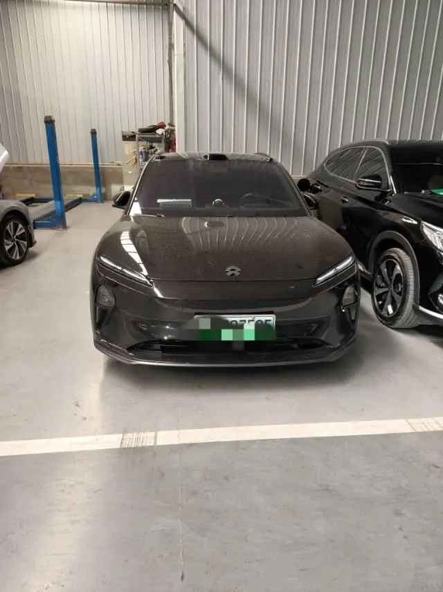 NIO 2024 ET5T 75kWh Touring automatic 4