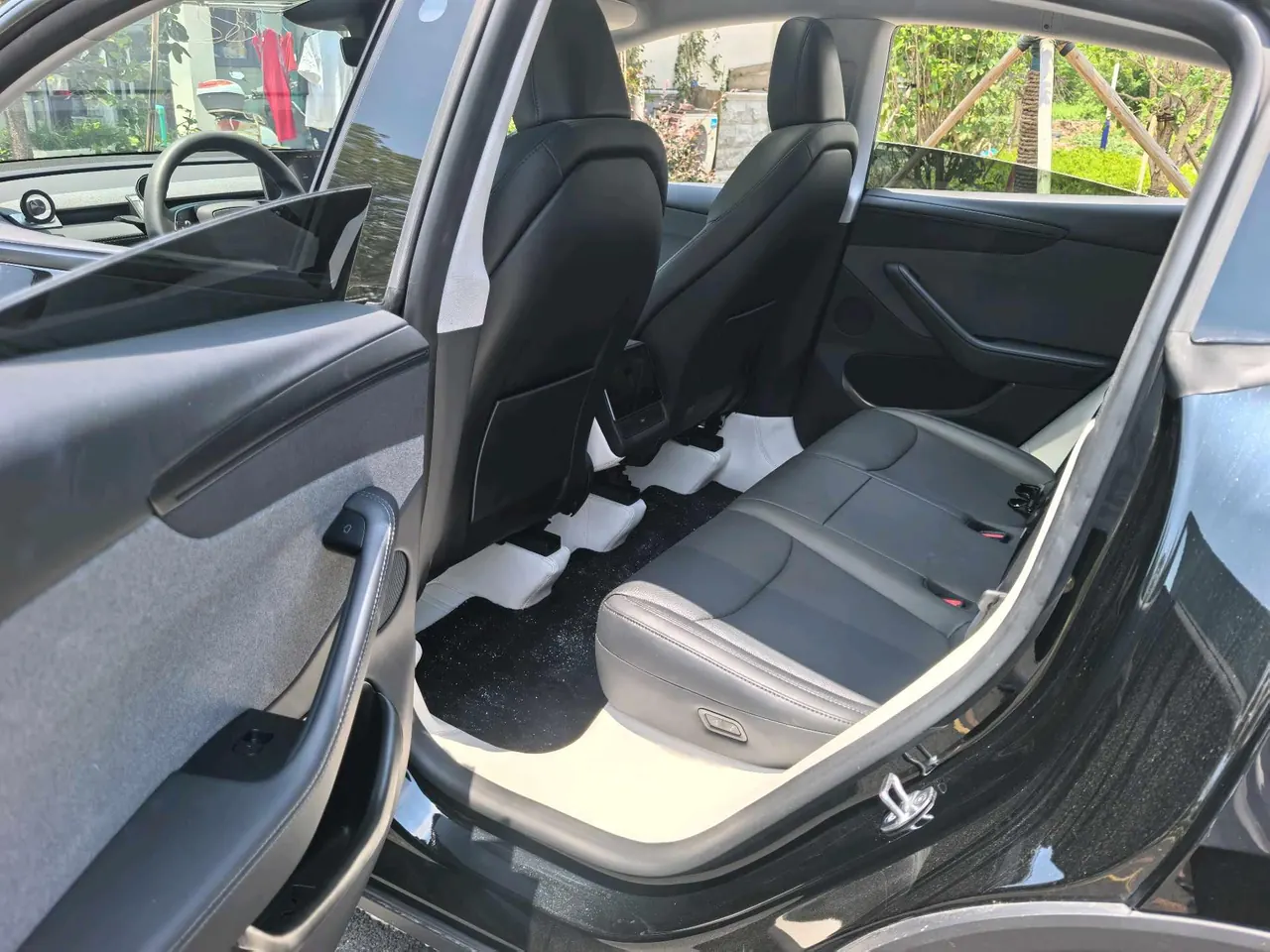 Tesla 2025 Model Y rear-wheel drive version automatic transmission 4