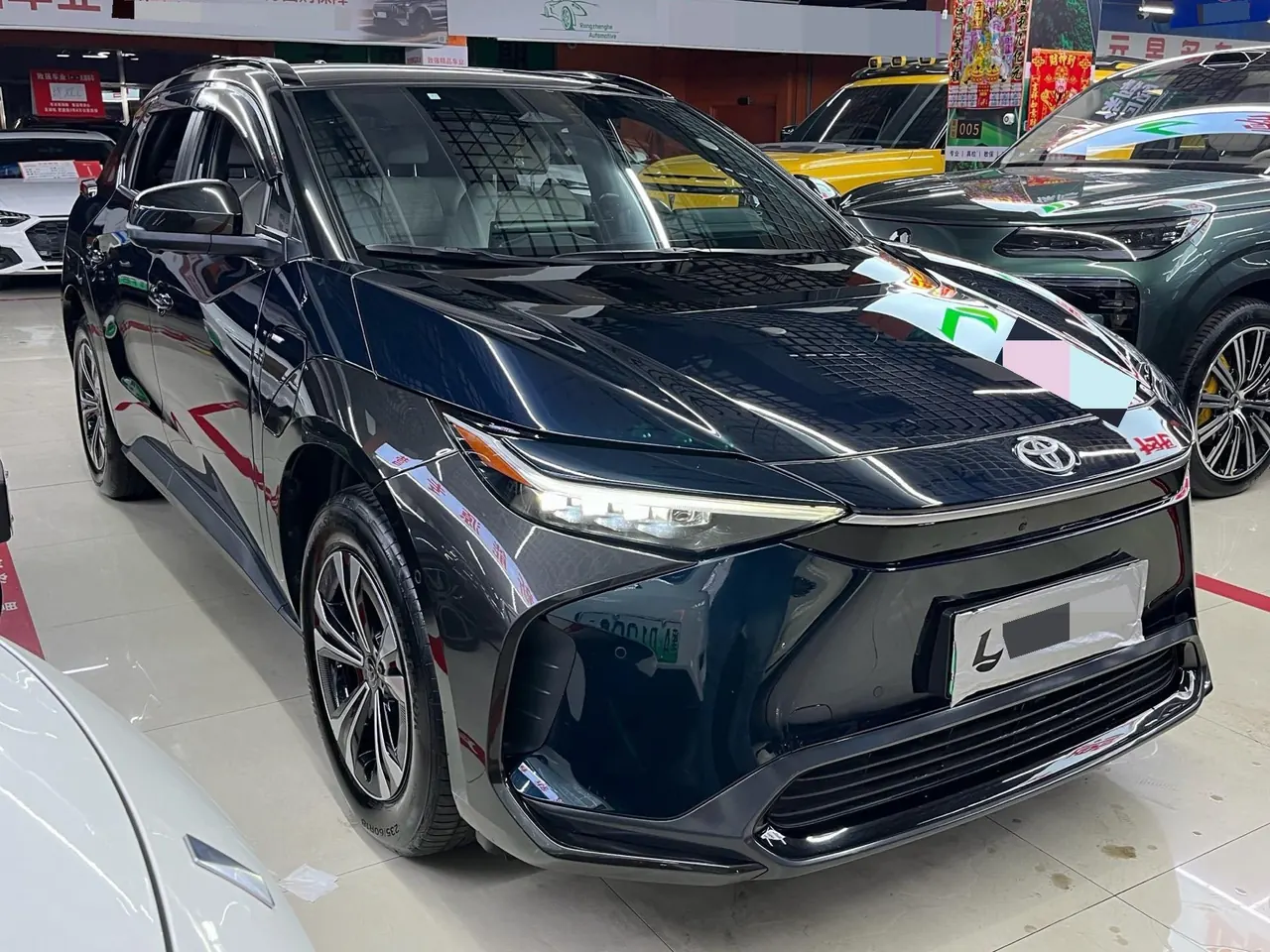 Toyota 2022 bZ4X four-wheel drive high-performance PRO version of automatic gear 3