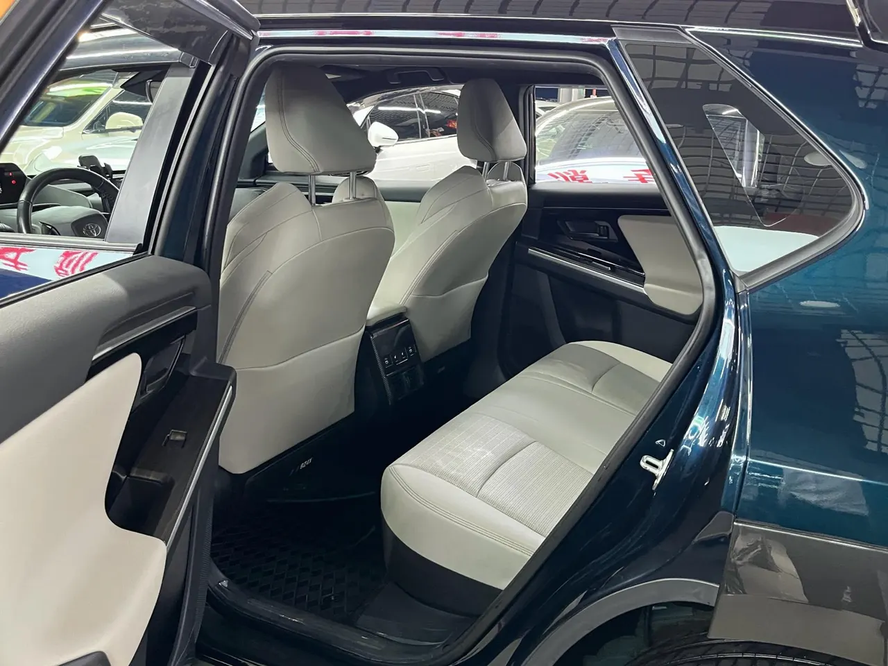 Toyota 2022 bZ4X four-wheel drive high-performance PRO version of automatic gear 8