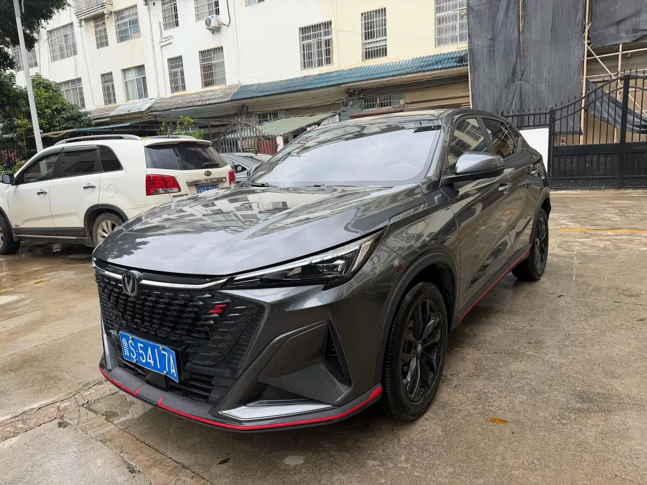 Открыть галерею: ChangAn 2025 X5 PLUS 1.5T High Energy Edition Automatic Gear
