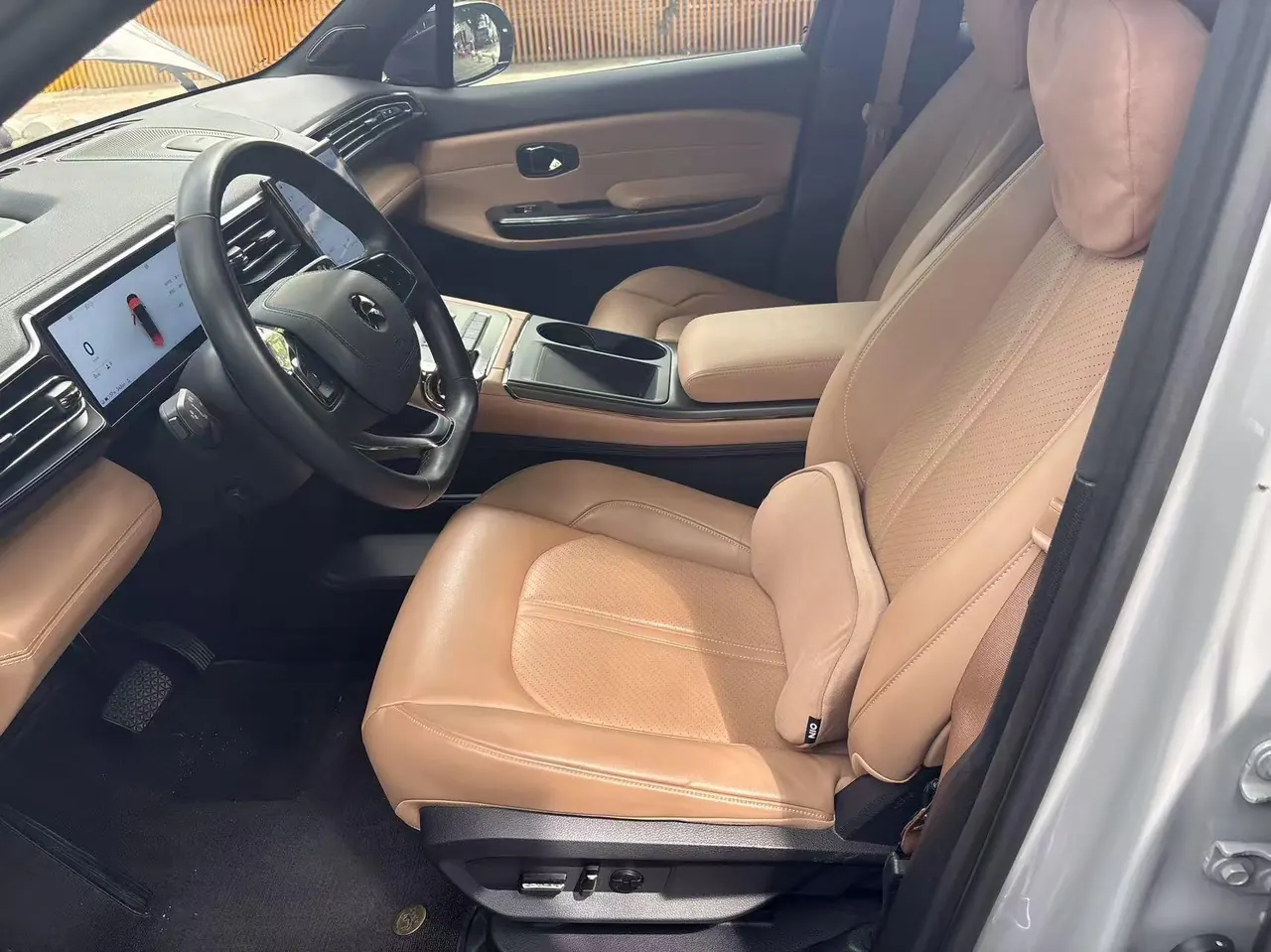 NIO 2020 ES 6 600KM Sports Edition Automatic Gear 2