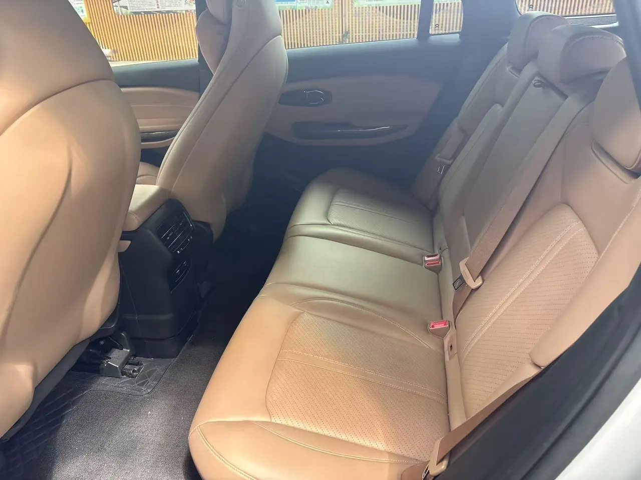 NIO 2020 ES 6 600KM Sports Edition Automatic Gear 3