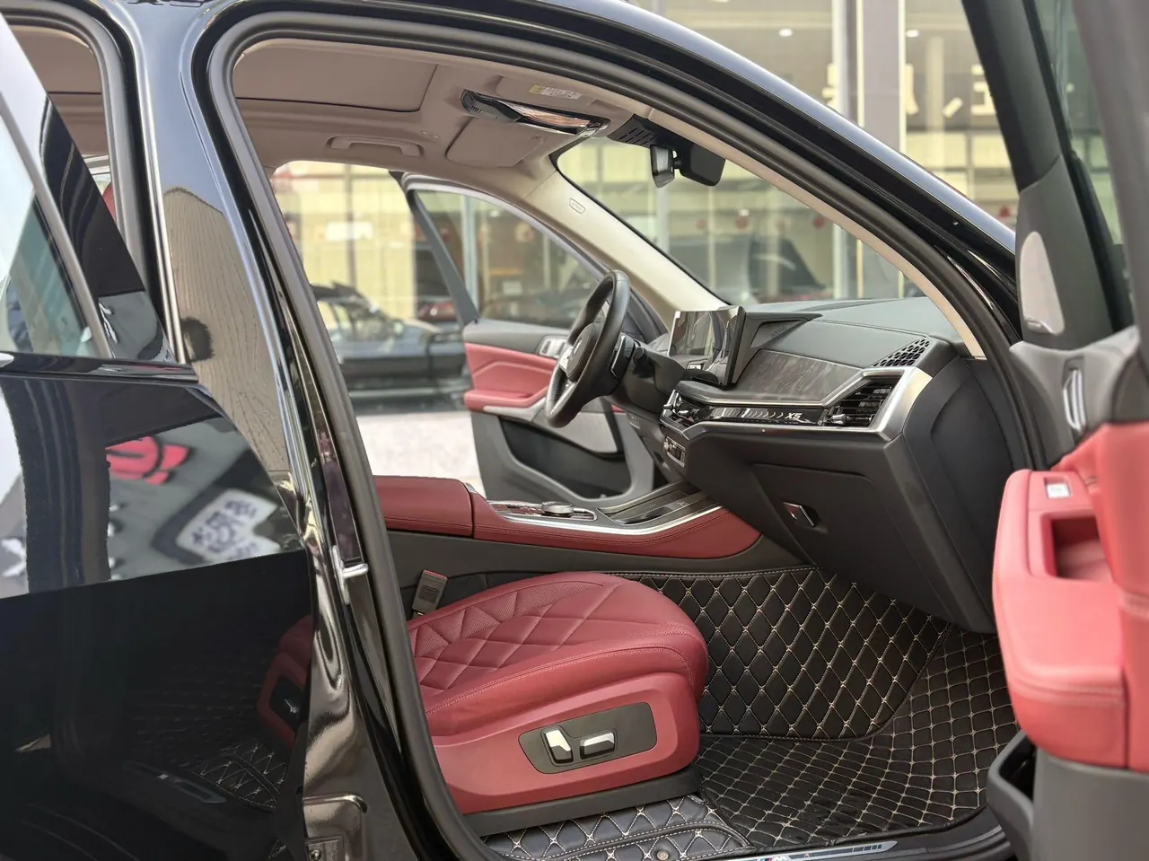 BMW 2023 X5 xDrive30Li 48V 2.0T exclusive m sports obsidian night suit automatic gear 6