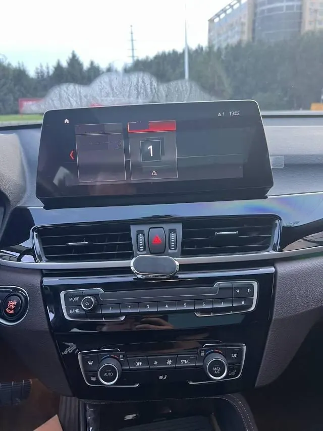 BMW 2022 X1 sDrive20Li 1.5T exclusive automatic gear 15