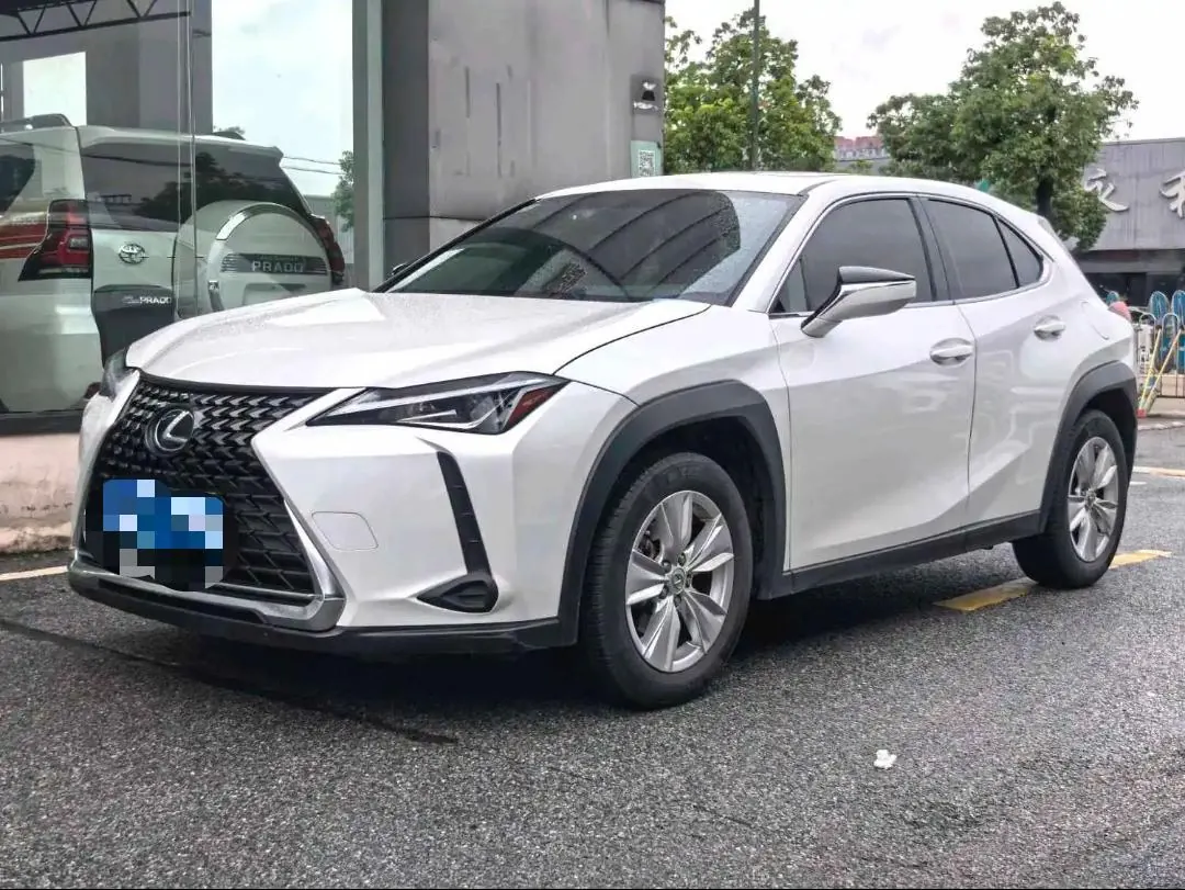 Открыть галерею: Lexus UX (Imported) 2020 UX200 2.0 Stepless Special Edition Automatic Gear
