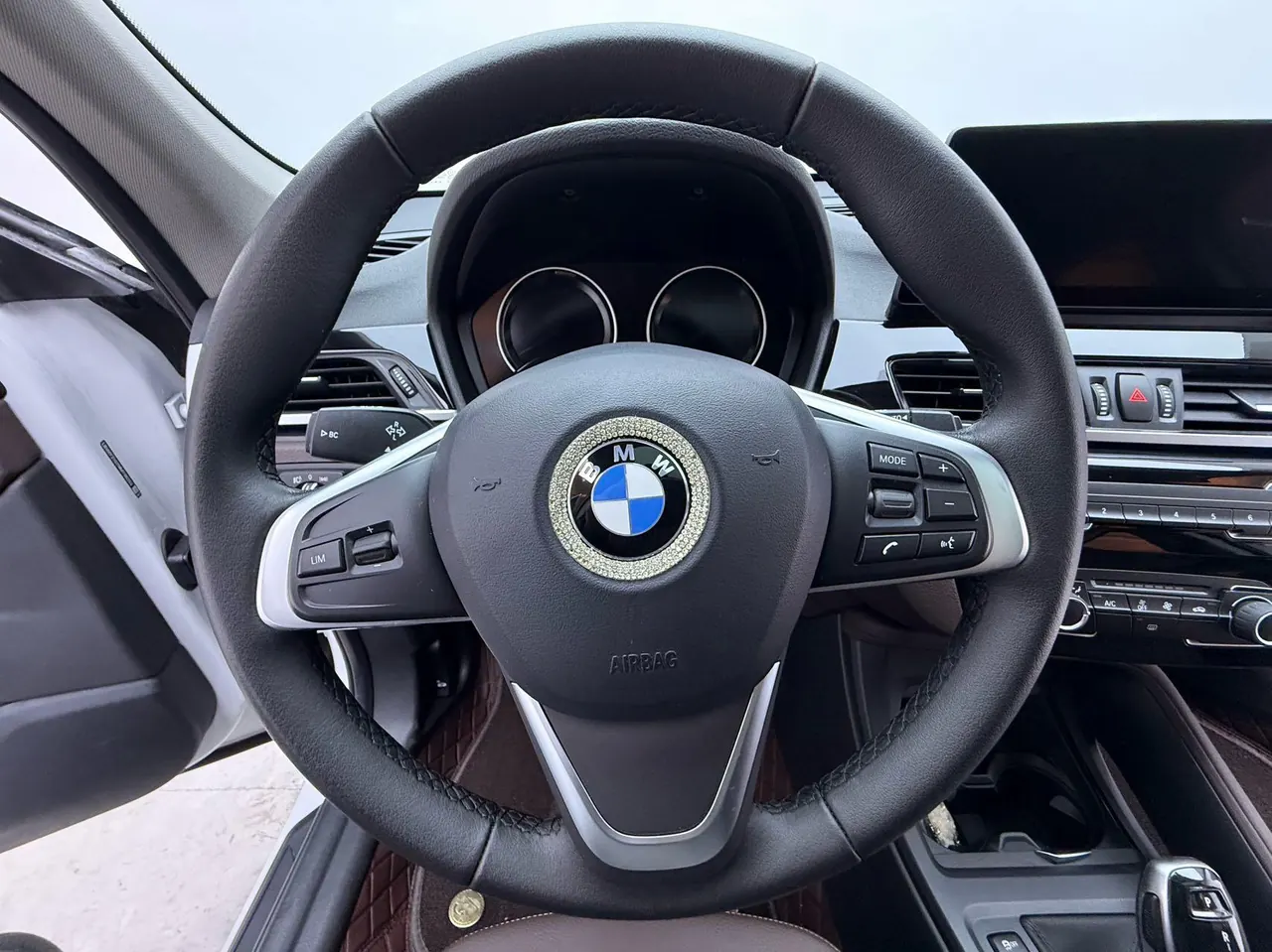 BMW 2021 X1 sDrive20Li 1.5T fashion automatic gear 7