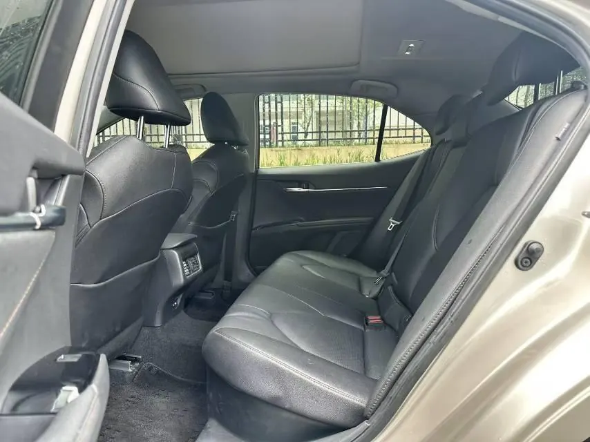 Toyota 2023 Camry Dual Engine 2.5HG Stepless Deluxe Automatic Gear 9