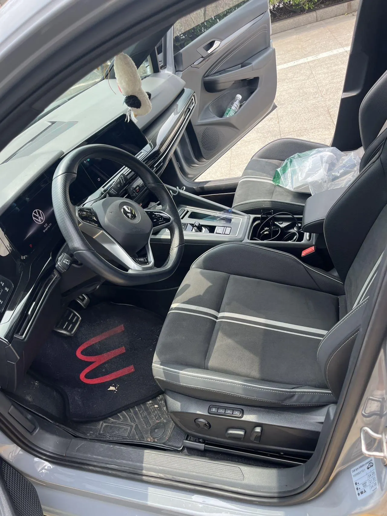 Volkswagen 2021 Golf 8 R-Line 1.4TSI 280TSI Automatic 6