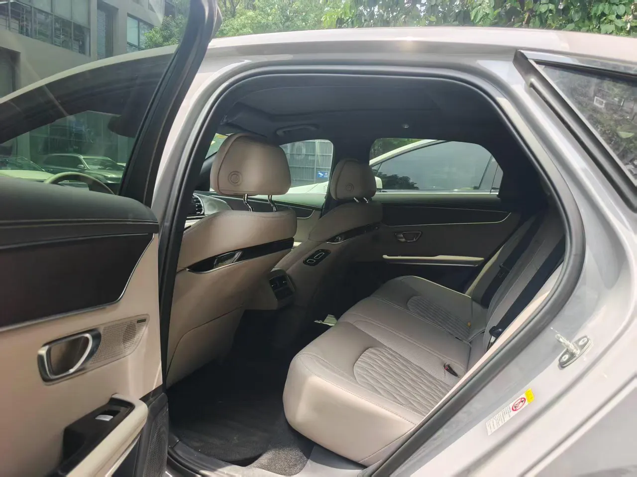 BYD 2025 Han EV 701KM laser Radar smart driving automatic gear 7