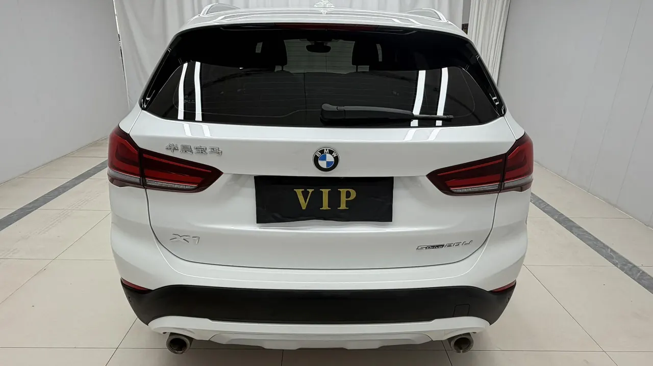 BMW 2022 X1 sDrive20Li 1.5T fashion automatic gear 5