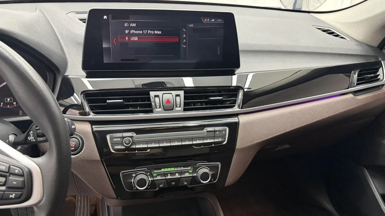 BMW 2022 X1 sDrive20Li 1.5T fashion automatic gear 9