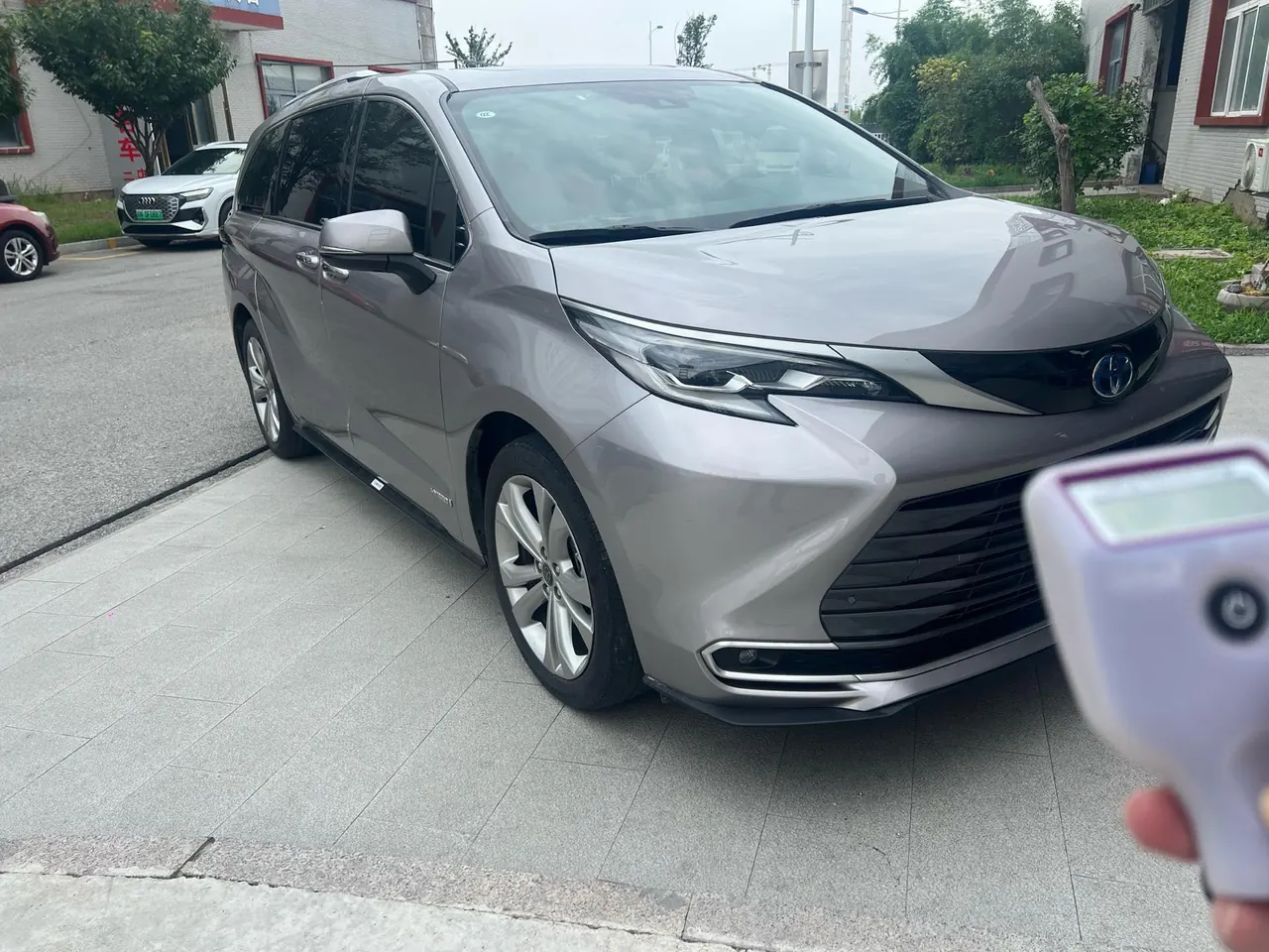 Toyota 2023 Sana 2.5 Stepless Extreme Edition Automatic Transmission 2