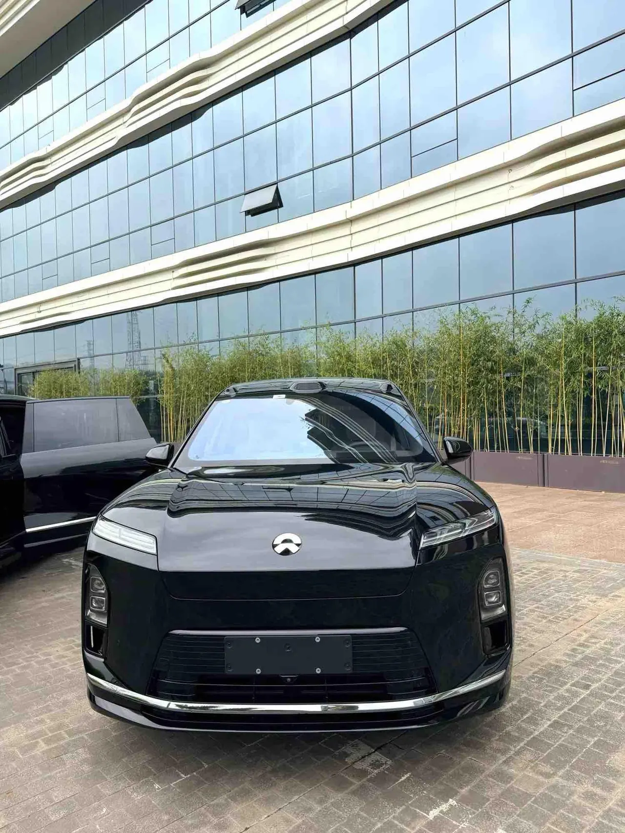 NIO 2026 ES8 6-seat executive deluxe automatic gear 2