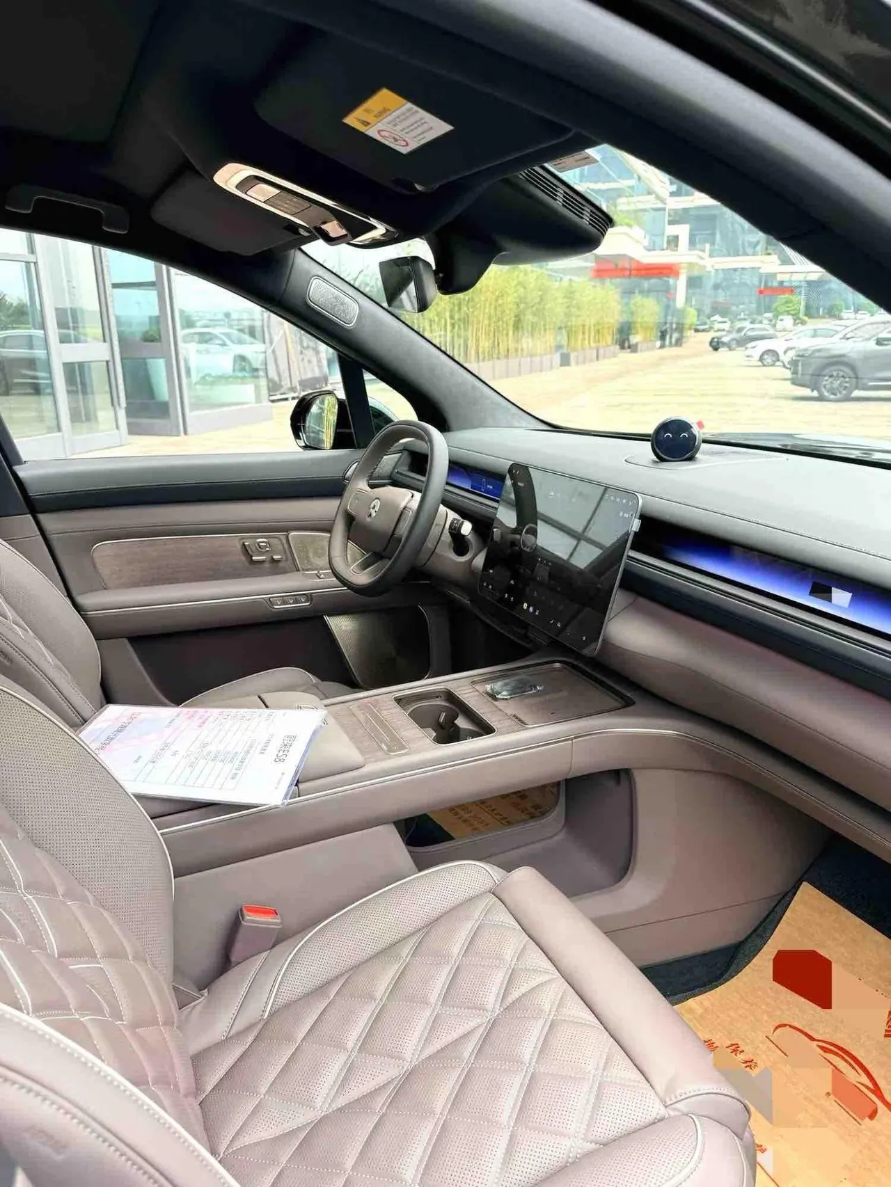 NIO 2026 ES8 6-seat executive deluxe automatic gear 5