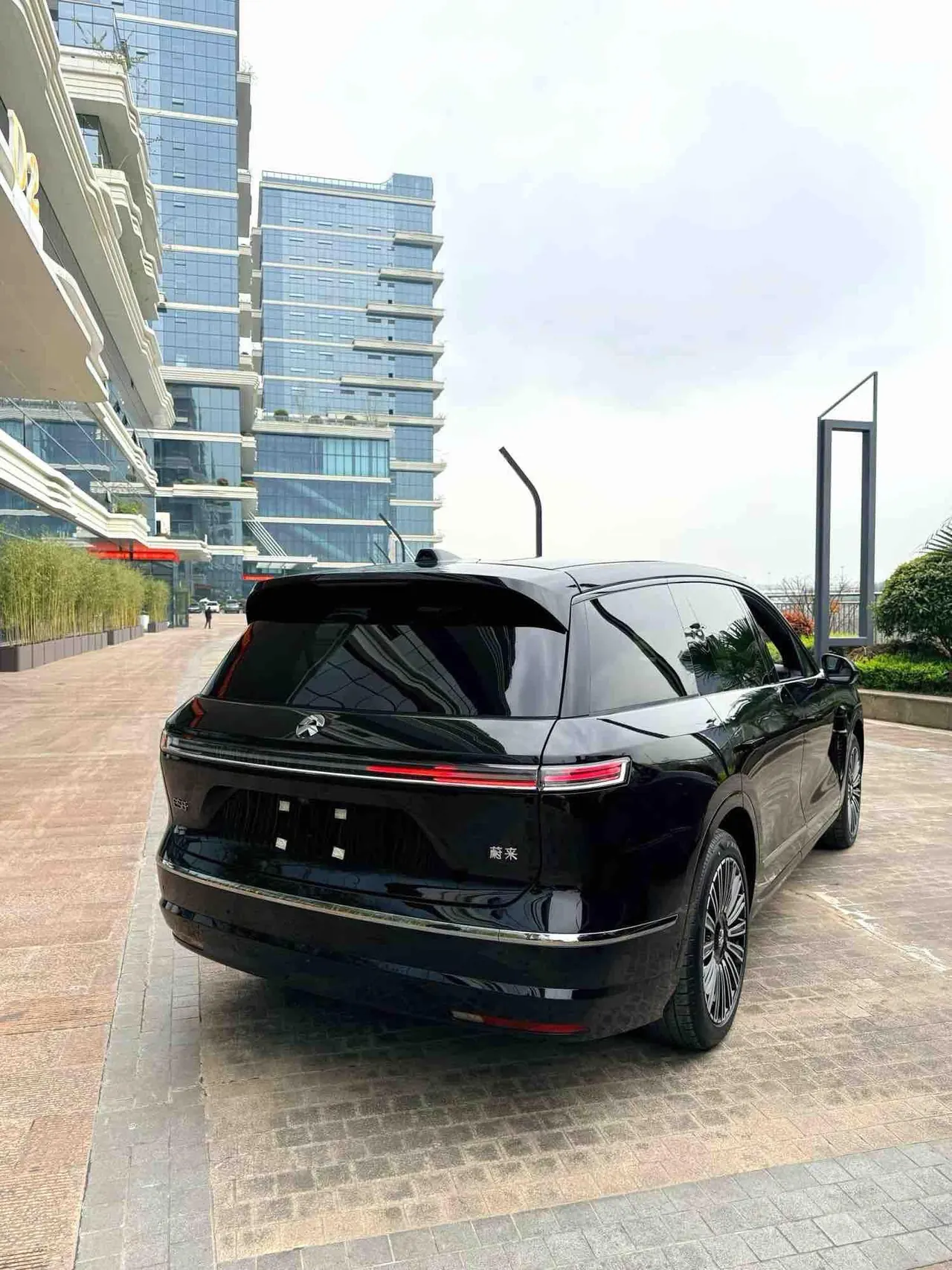 NIO 2026 ES8 6-seat executive deluxe automatic gear 6