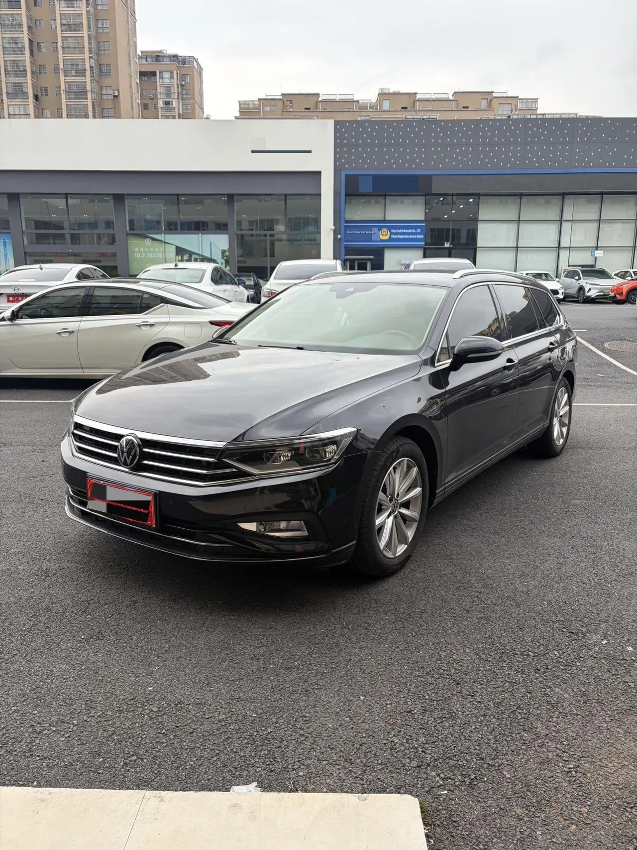 Open image lightbox: Volkswagen Magotan (Imported) 2021 Weilan 2.0TSI Shuxing Edition Automatic Gear