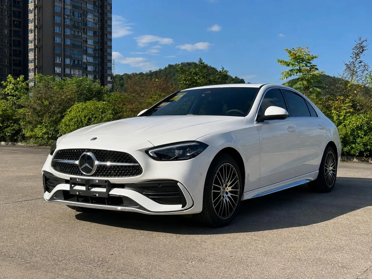 Mercedes Benz Class C 2026 C 200 L 48V 2.0T Sports Edition Automatic Gear - View 1