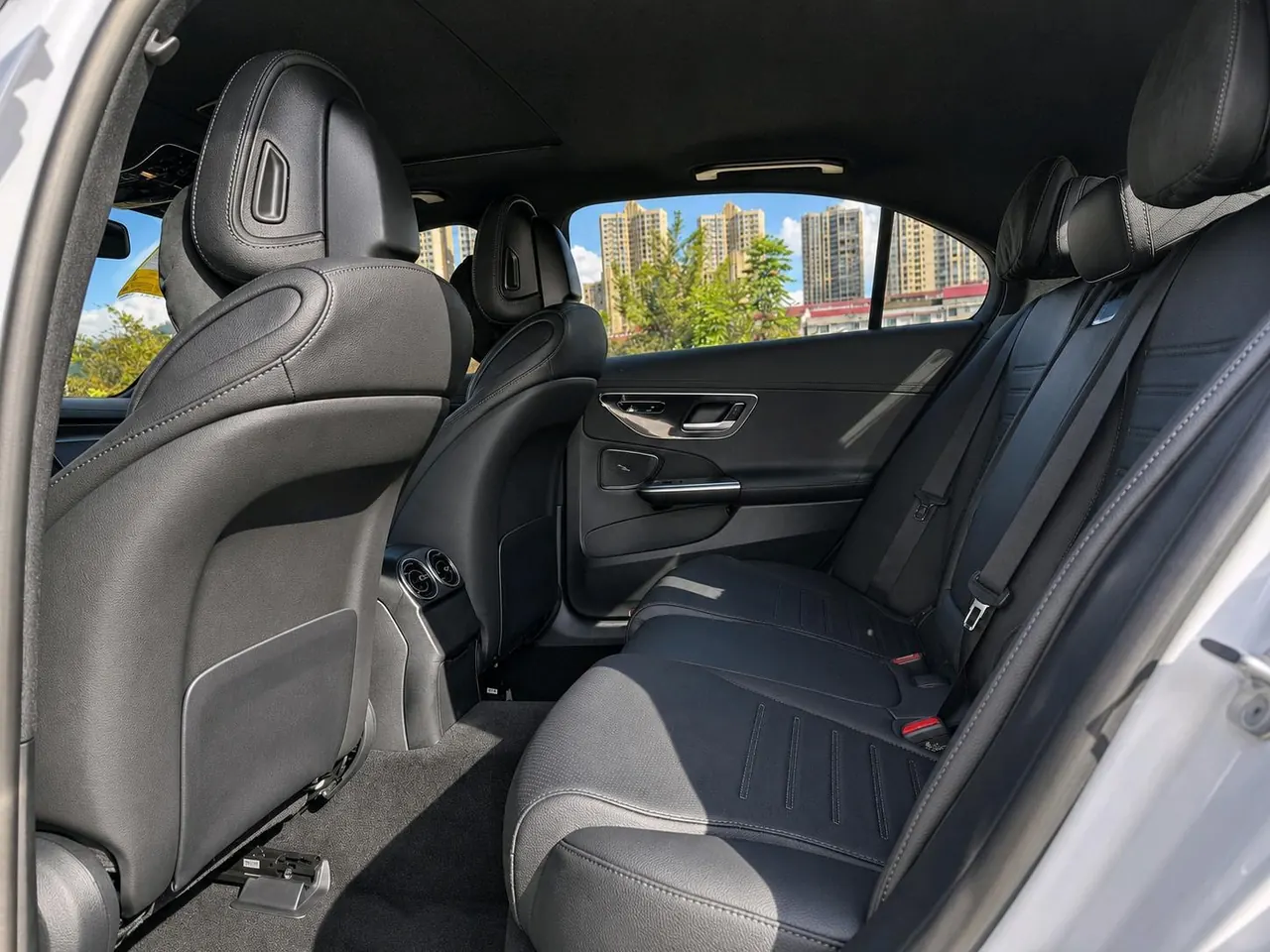 Mercedes Benz Class C 2026 C 200 L 48V 2.0T Sports Edition Automatic Gear 7