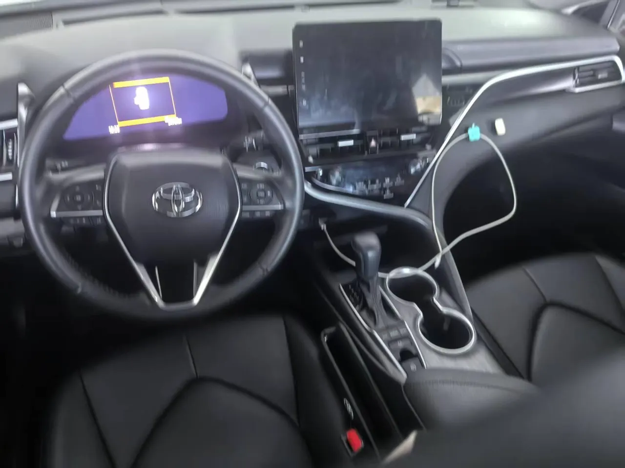 Toyota 2021 Camry 2.5G Deluxe Edition Automatic Gear 7