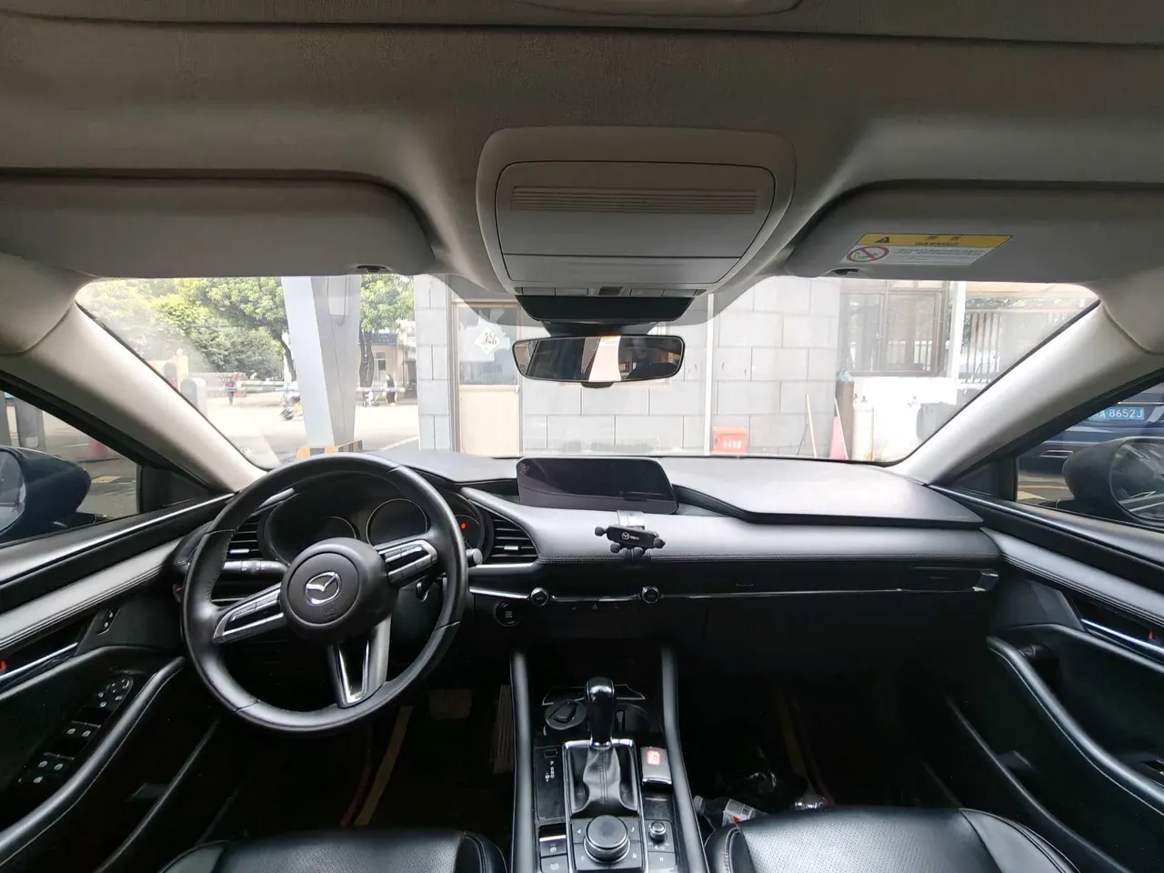Mazda 3 Oncorsela 2020 Mazda 3 Oncorsela-sedan 2.0 quality dazzle version automatic transmission 6
