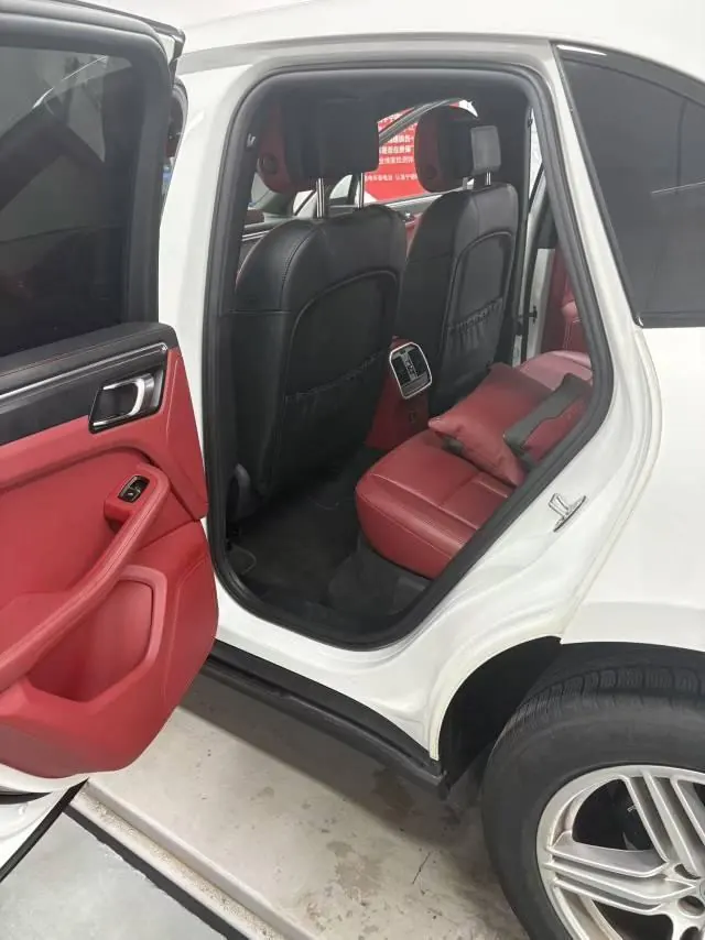 Porsche Macan (Imported) 2020 Macan 2.0T Automatic Gear 7