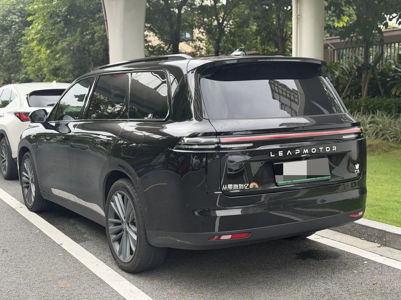 Leapmotor 2026 C 16 280 Laser Radar Zhizun Edition 6-seat Automatic Gear 8