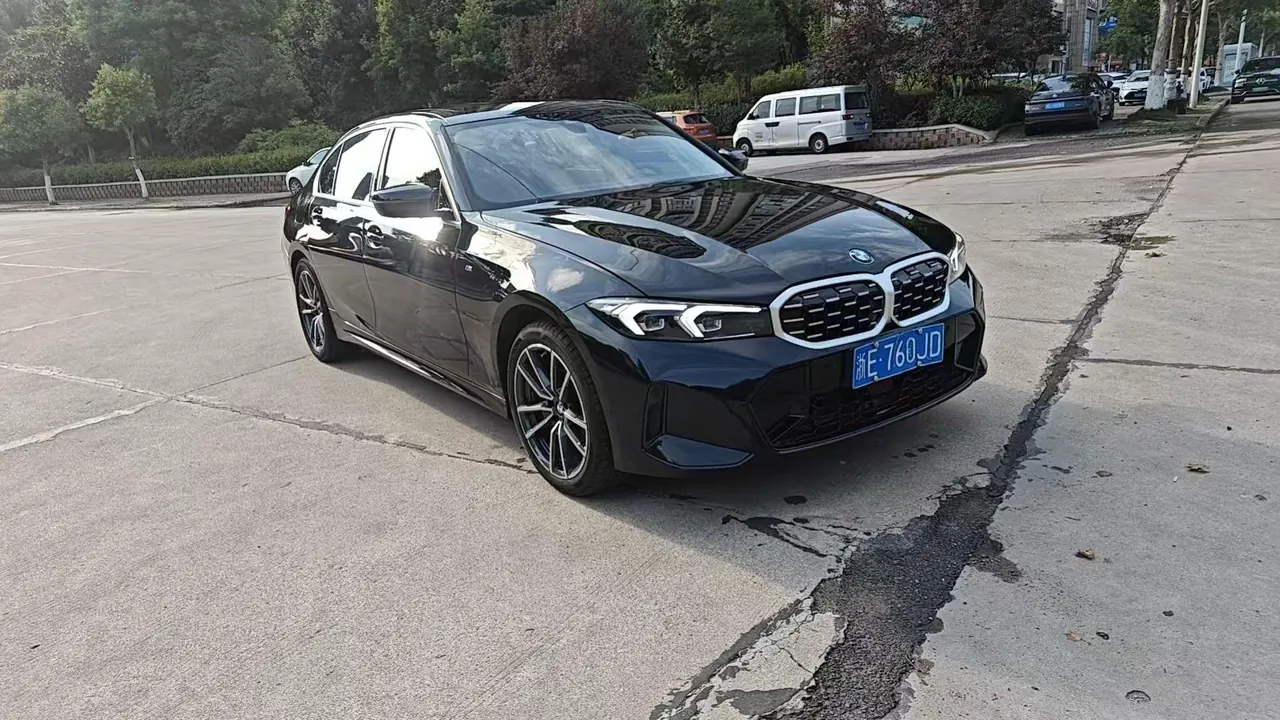 BMW 3 Series 2026 325Li 2.0T M Sports Suit Automatic Gear 2
