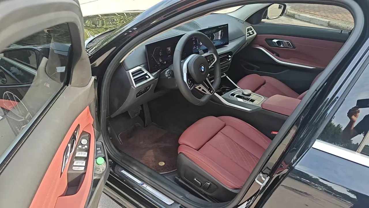 BMW 3 Series 2026 325Li 2.0T M Sports Suit Automatic Gear 4